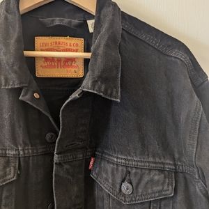 Levis Women's Long Trucker Jacket
